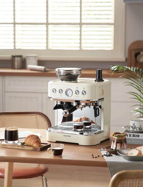 EQUIPMENT FOR RESTARANT AND HOTEL